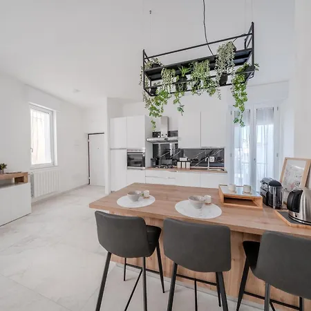 Aria House Apartman *